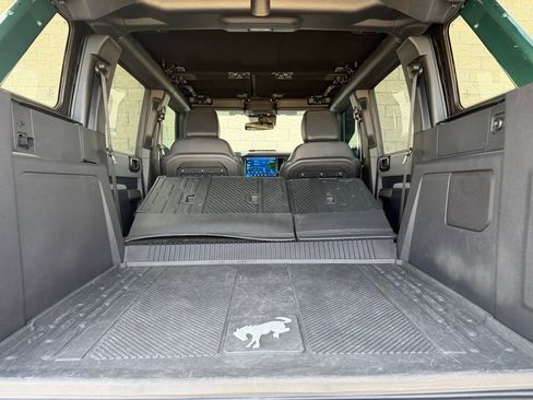 Used 2023 Ford Bronco Everglades image 10