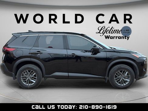 Used 2023 Nissan Rogue S image 14