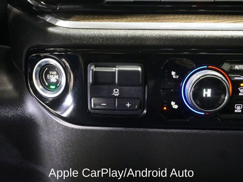 Used 2025 Chevrolet Silverado 1500 LT image 20