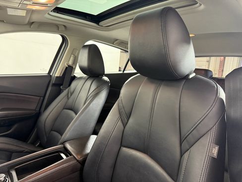 Used 2017 MAZDA MAZDA3 Touring image 17