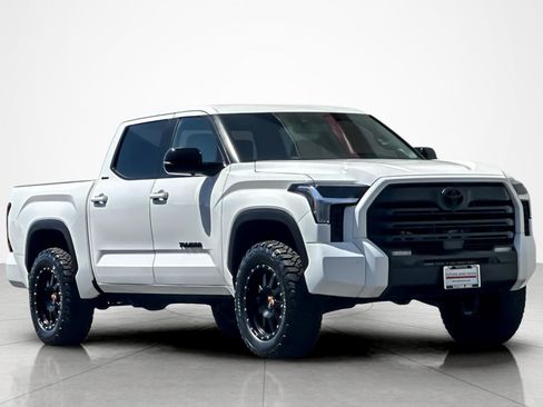 Certified 2026 Toyota Tundra Limited AWD/4WD image 7