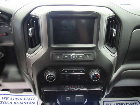 Used 2020 Chevrolet Silverado 1500 W/T w/ WT Fleet Convenience Package AWD/4WD image 40