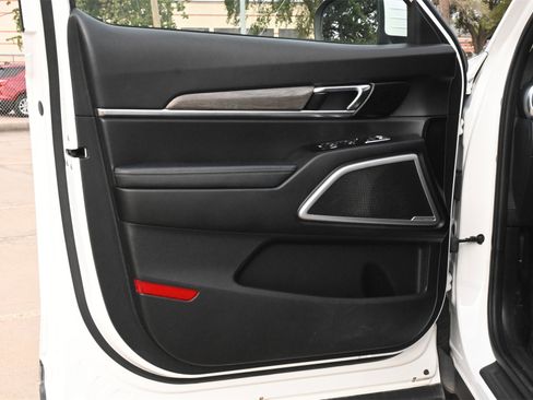 Used 2021 Kia Telluride EX w/ EX Premium Package image 19