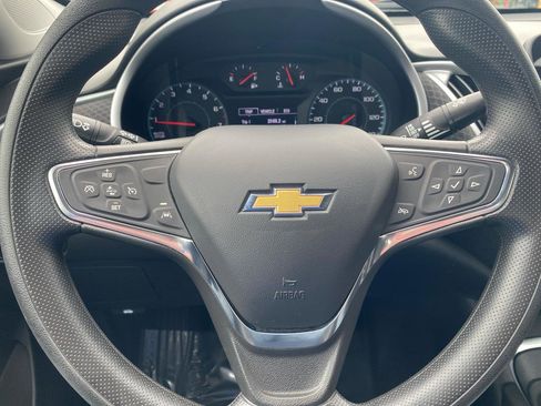 Used 2023 Chevrolet Malibu LT FWD image 11