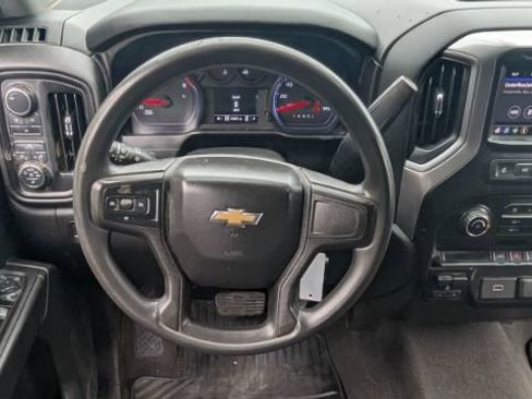 Used 2020 Chevrolet Silverado 2500 Custom w/ Custom Value Package image 23