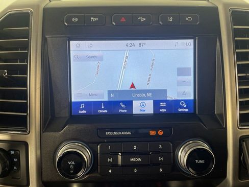 Used 2021 Ford F450 Platinum w/ FX4 Off-Road Package image 20