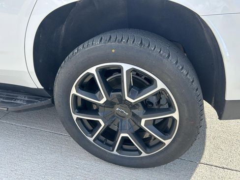 Used 2021 Chevrolet Tahoe RST w/ Rear Media and Nav Package image 11