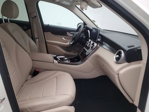 Used 2019 Mercedes-Benz GLC 300 image 21