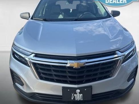 Used 2022 Chevrolet Equinox LS w/ LS Convenience Package image 5