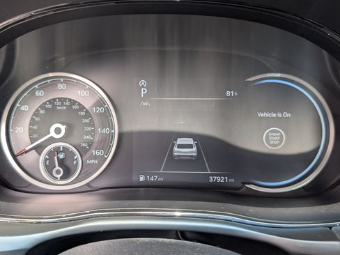 Used 2025 Genesis GV70 2.5T AWD/4WD image 19