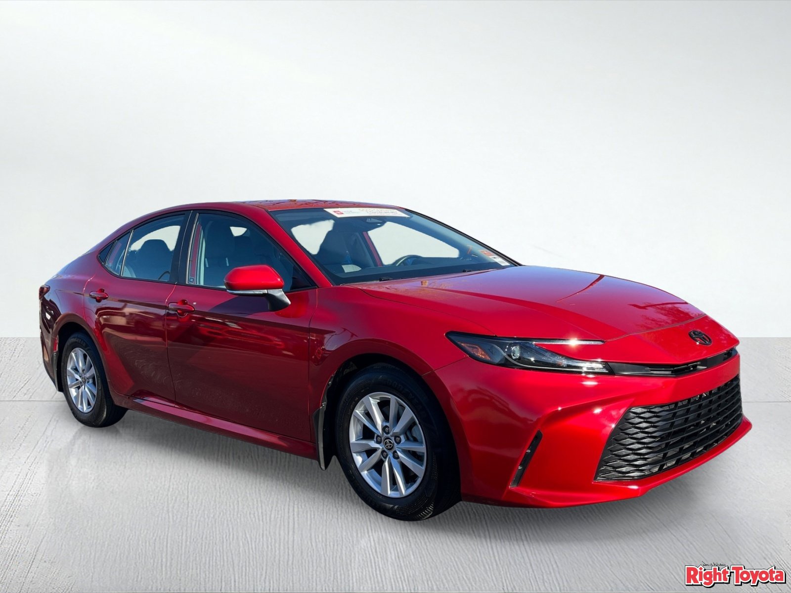 Certified 2025 Toyota Camry LE FWD image 9