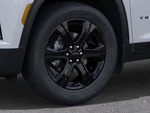 New 2027 Chevrolet Traverse LT w/ Midnight/Sport Edition FWD image 9