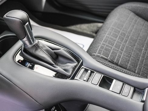Certified 2026 Honda HR-V LX image 20
