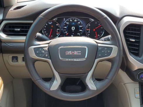 Used 2018 GMC Acadia Denali w/ Technology Package FWD image 29