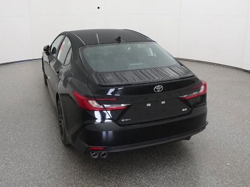 New 2026 Toyota Camry SE image 15