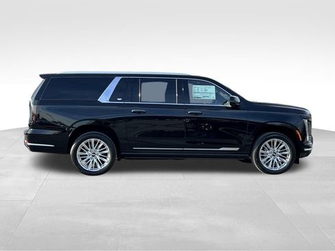 New 2026 Cadillac Escalade ESV Luxury image 3
