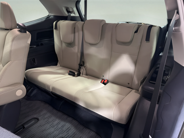 Certified 2025 Subaru Ascent Premium AWD/4WD image 30