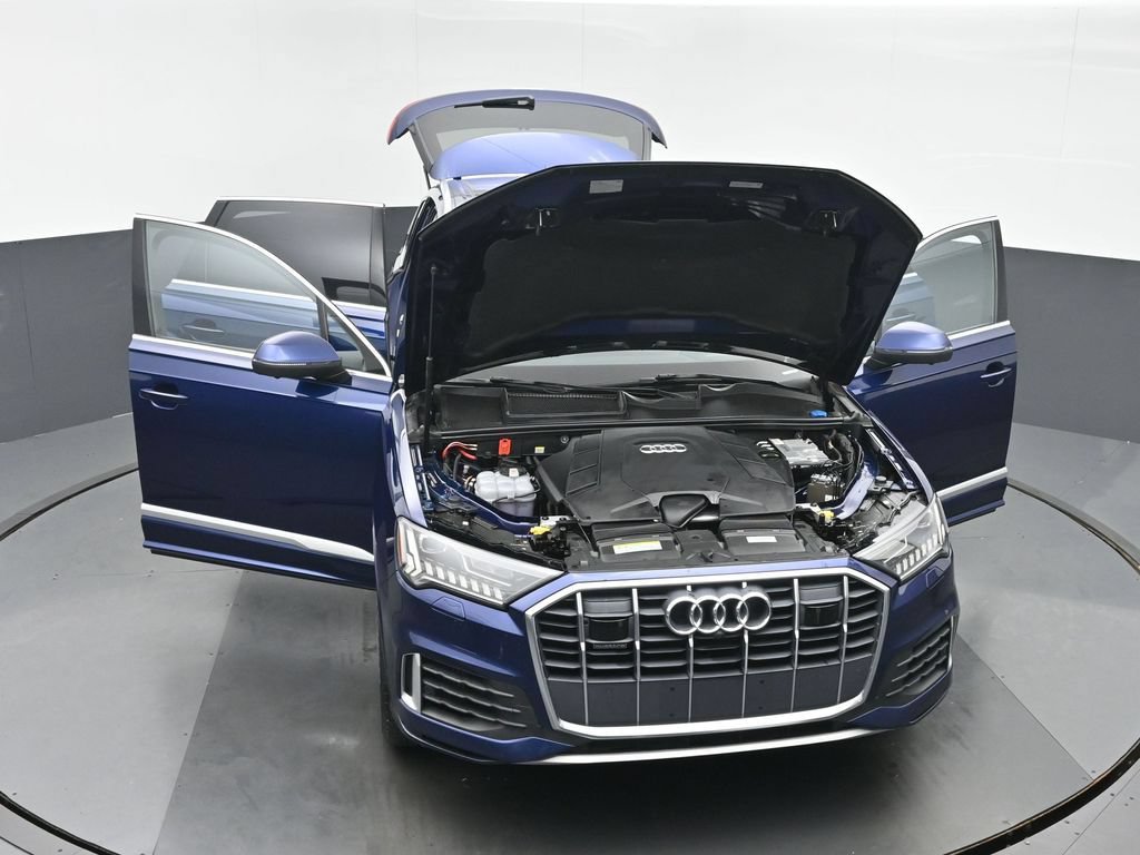 Used 2020 Audi Q7 3.0T Prestige w/ Prestige Package AWD/4WD image 45
