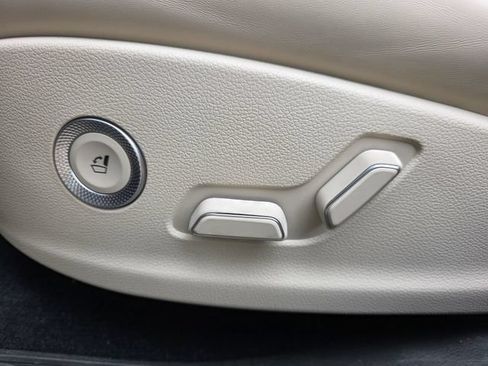 Used 2025 Genesis GV80 3.5T Prestige AWD/4WD image 42
