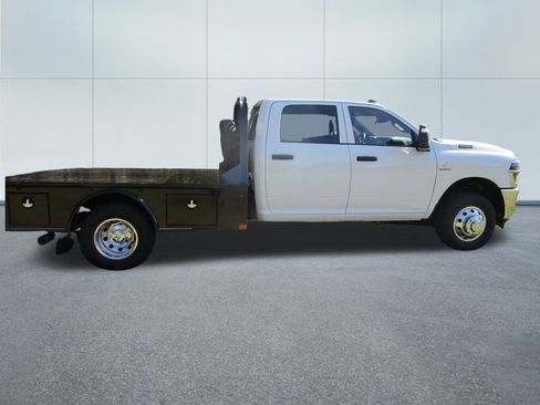New 2026 RAM 3500 Tradesman w/ Chrome Appearance Group image 6