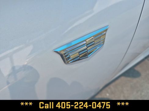 Used 2024 Cadillac XT6 Luxury w/ LPO, Floor Liner Package AWD/4WD image 5