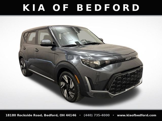 Certified 2024 Kia Soul GT-Line FWD image 3