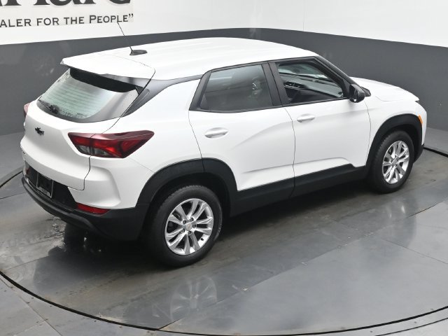 Used 2021 Chevrolet TrailBlazer LS FWD image 45