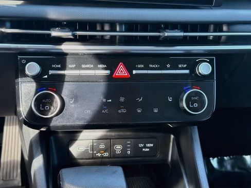 Used 2025 Hyundai Tucson SEL FWD image 15