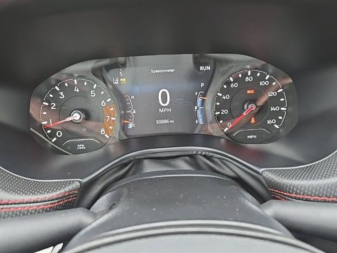 Used 2024 Jeep Compass Trailhawk AWD/4WD image 22