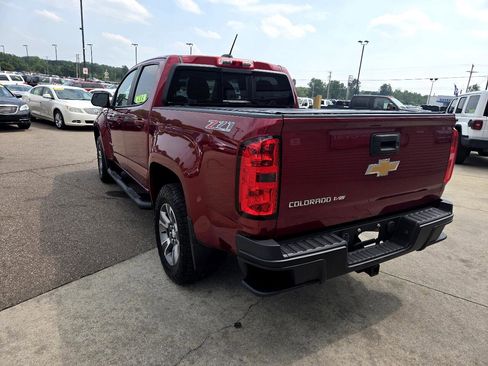 Used 2017 Chevrolet Colorado Z71 image 7