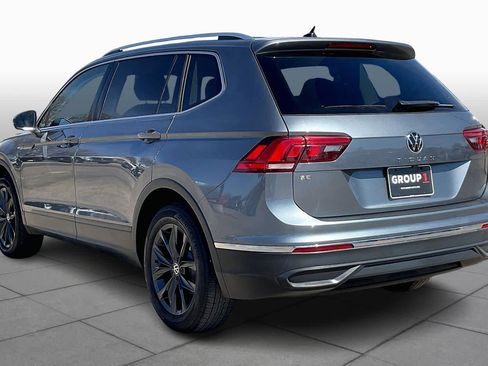 Used 2024 Volkswagen Tiguan SE image 12