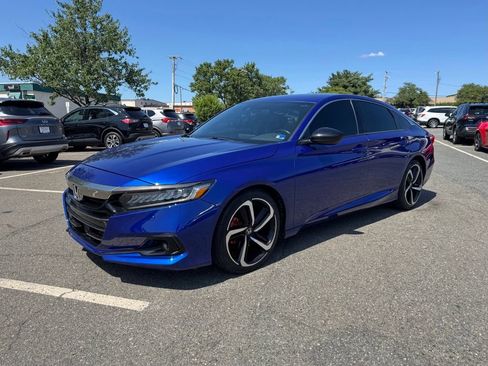 Used 2021 Honda Accord Sport image 3