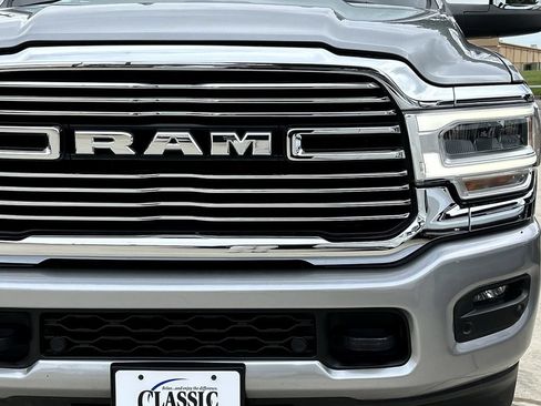 Used 2024 RAM 2500 Laramie w/ Safety Group AWD/4WD image 10