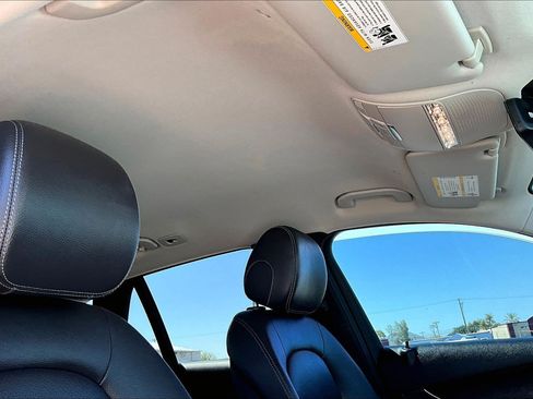 Used 2022 Mercedes-Benz GLC 300 image 15