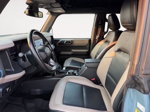 Certified 2022 Ford Bronco Wildtrak AWD/4WD image 9