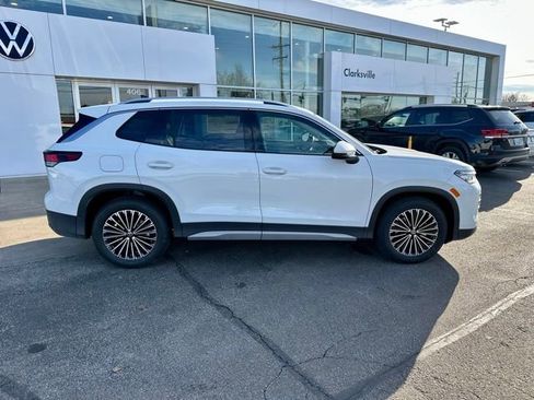 New 2026 Volkswagen Tiguan S image 8