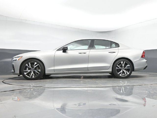 Used 2023 Volvo S60 B5 Core w/ Climate Package FWD image 36