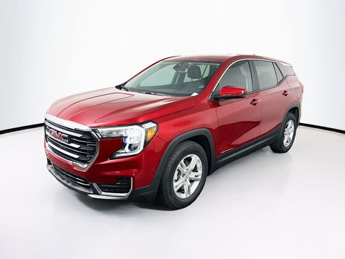 Used 2023 GMC Terrain SLE FWD image 3