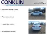 Used 2016 Chevrolet Malibu LT image 2