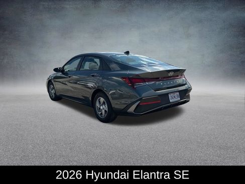 Used 2026 Hyundai Elantra SE FWD image 3