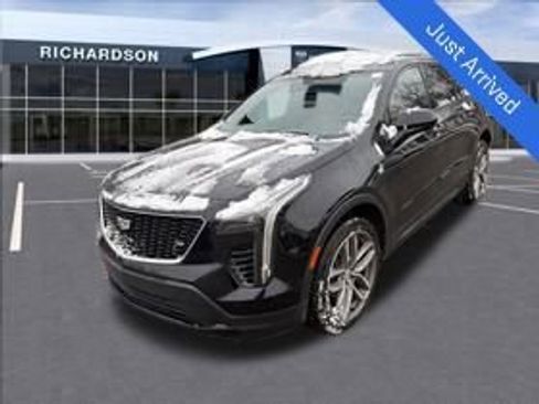 Used 2019 Cadillac XT4 Sport image 1