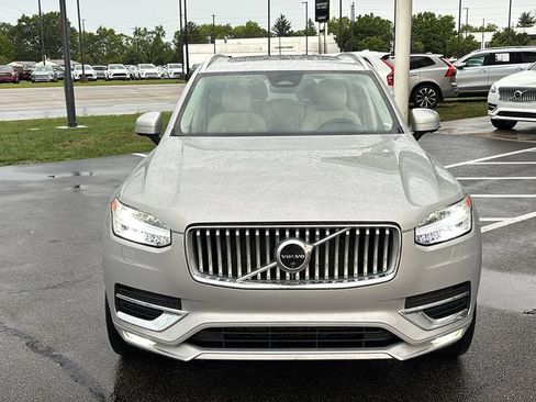 Certified 2024 Volvo XC90 B6 Plus AWD/4WD image 5