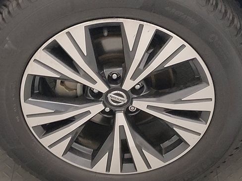 Used 2021 Nissan Rogue SV FWD image 31
