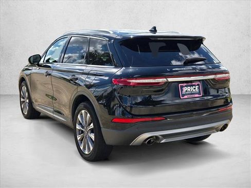 Used 2020 Lincoln Corsair Reserve w/ Rear Removable Package Tray FWD image 8