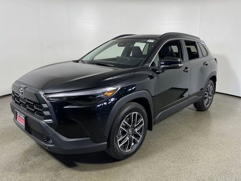 New 2026 Toyota Corolla Cross XLE image 7