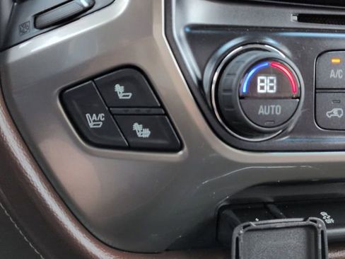 Used 2015 Chevrolet Silverado 1500 High Country w/ High Country Premium Package image 31