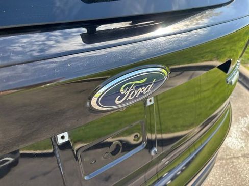Used 2019 Ford Escape Titanium AWD/4WD image 50