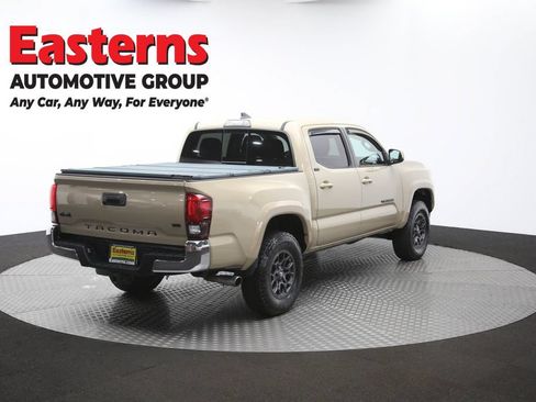 Used 2018 Toyota Tacoma SR5 AWD/4WD image 38
