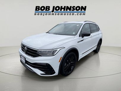 Used 2022 Volkswagen Tiguan SE R-Line