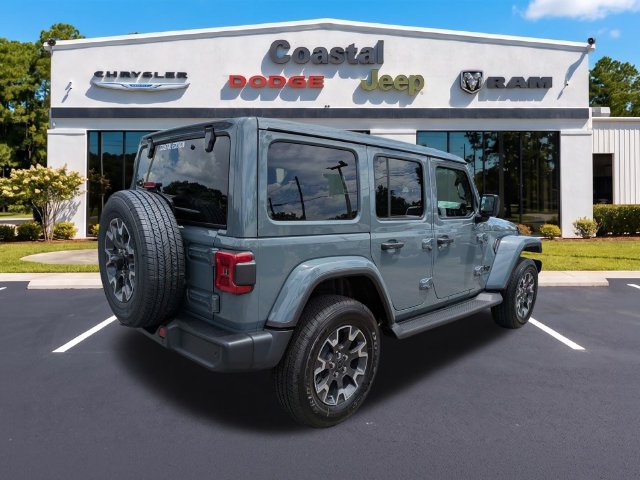 New 2026 Jeep Wrangler Unlimited Sahara AWD/4WD image 4